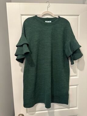 She + Sky Forest Green Ruffle Sleeve Knit Dress